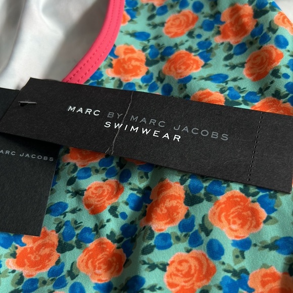 Marc by Marc Jacobs Jerrie Rose One Piece Swimsuit in Pale Jade Multi Size Small - Picture 7 of 15